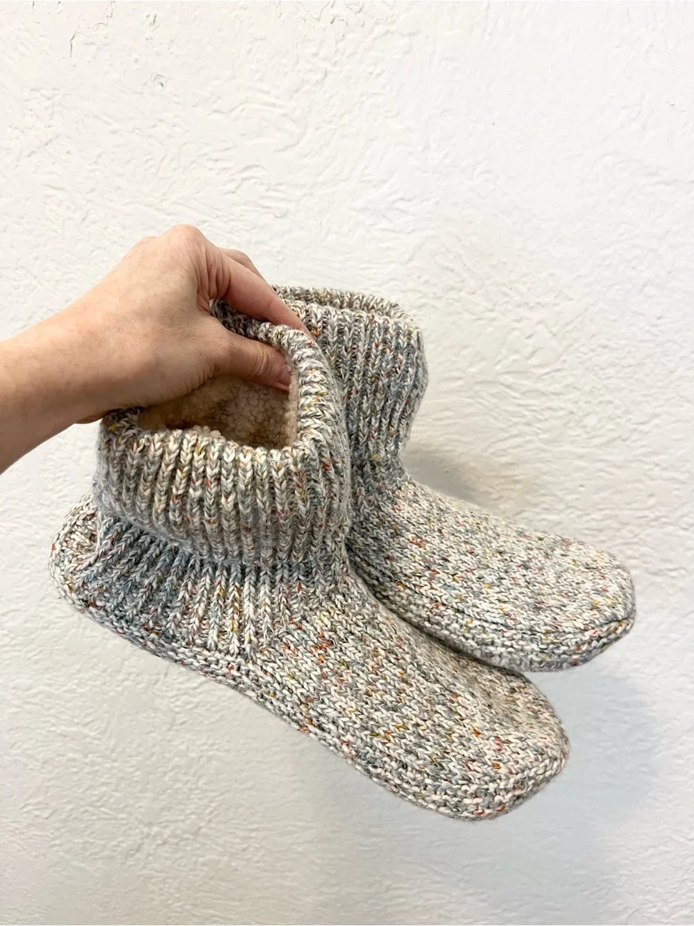 BOMBAS Gripper Slippers Sherpa Lined Beige Knit Adult Large L